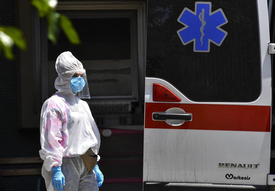 Još tri osobe preminule u Srbiji, više od 270 zaraženih