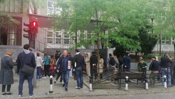 Društvenim mrežama kruži lažni snimak pucnjave u školi "Vladislav Ribnikar"