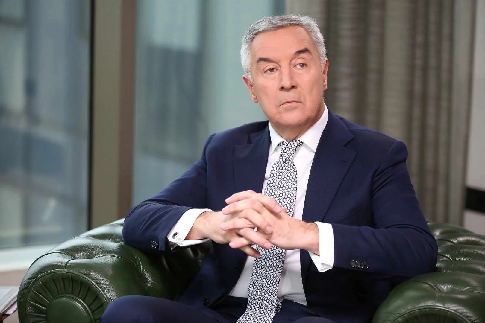 Đukanović: Bulajić svojim jedinstvenim umjetničkim rukopisom trajno obogatio pozorišnu scenu i kulturnu riznicu Crne Gore