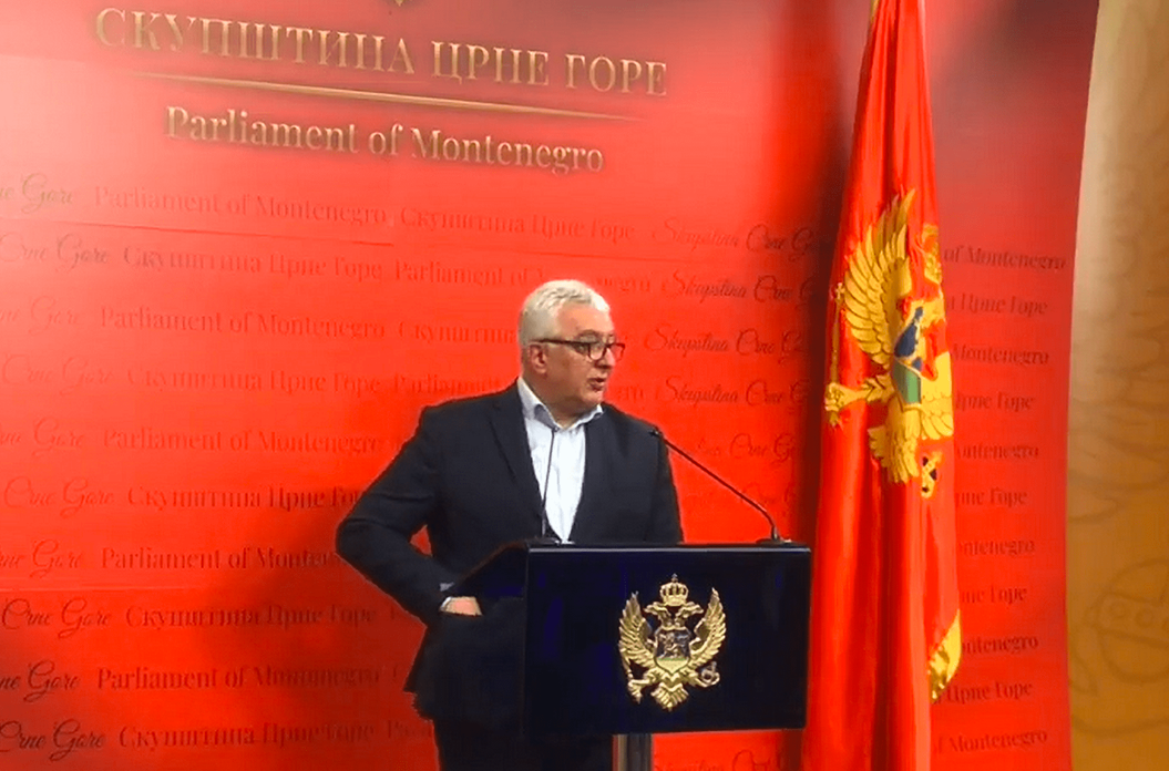 Mandić: Potpis stavio 41 poslanik, cilj eliminacija DPS-a; Konatar: Demokrate prave teren da se dogovor ne postigne