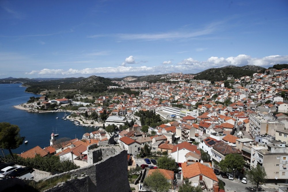 Policija objavila kako je došlo do tragedije na svadbi u Šibeniku kada je žena ubijena signalnom raketom