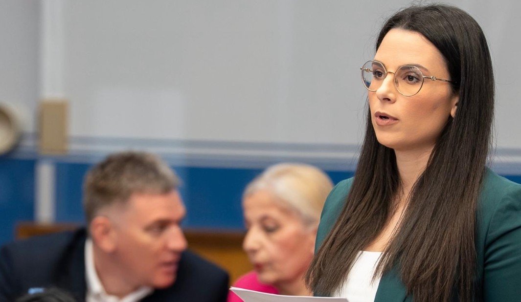 Milatović: Sudovi da se ukinu, a PES da presuđuje?