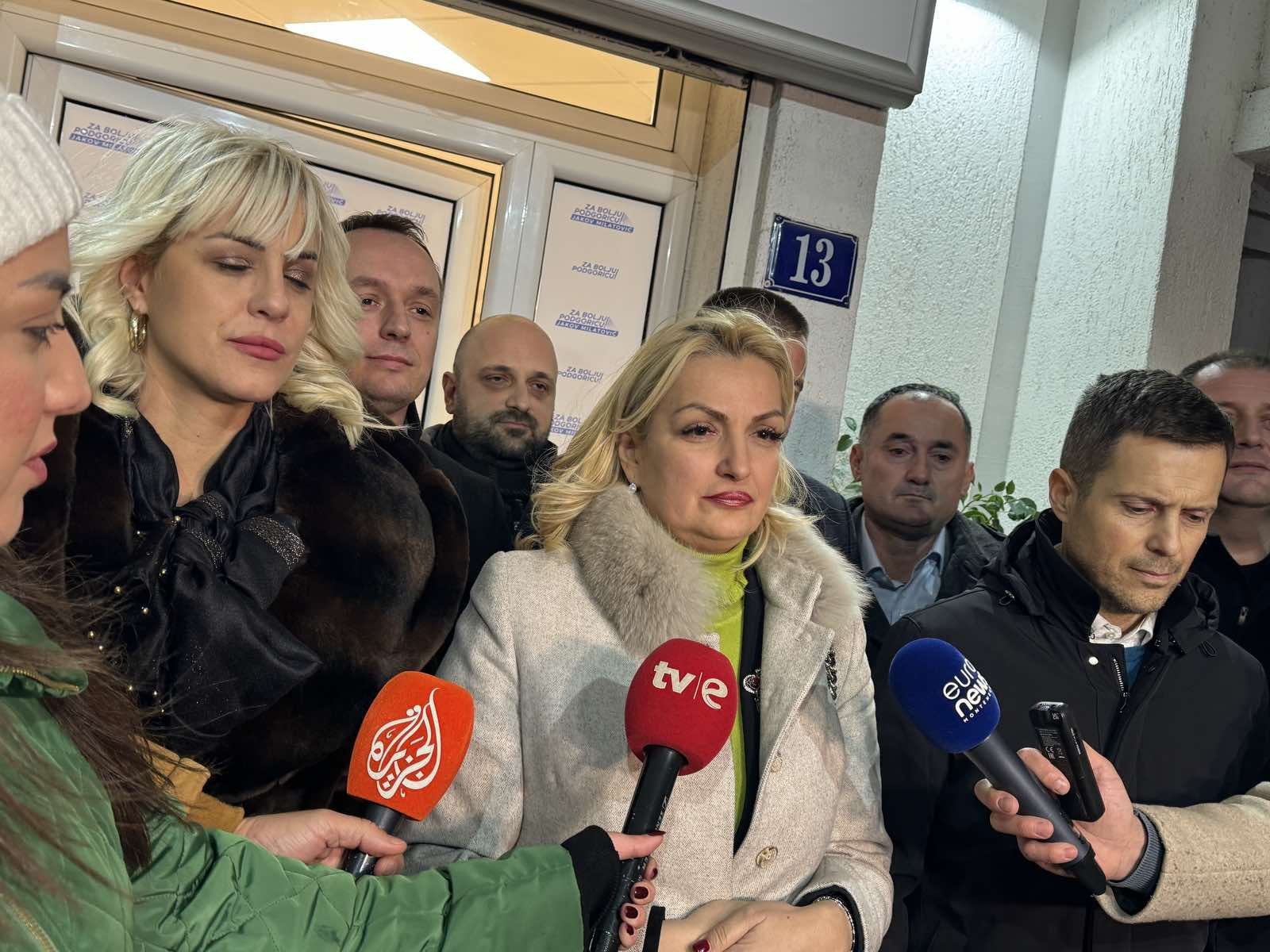 Dogovoreno: Gradonačelnik Podgorice Saša Mujović, njegova zamjenica Nađa Ljiljanić, Jelena Borovinić Bojović predsjednica Skupštine Glavnog grada