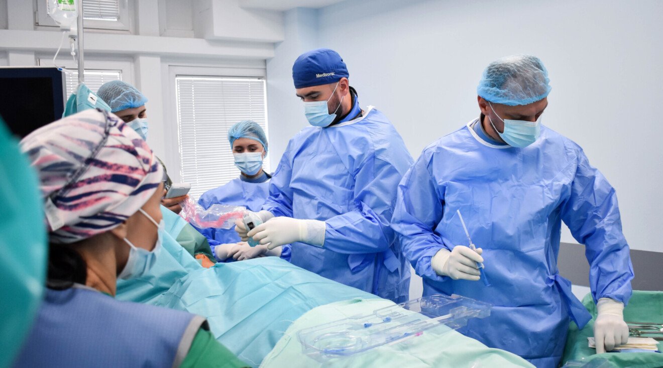 Prva ugradnja permanentnog tuneliziranog dijaliznog katetera izvedena u Kliničkom centru