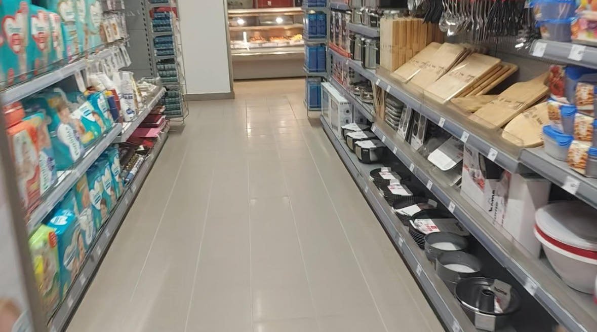 Alternativa pozvala na bojkot megamarketa u petak i subotu