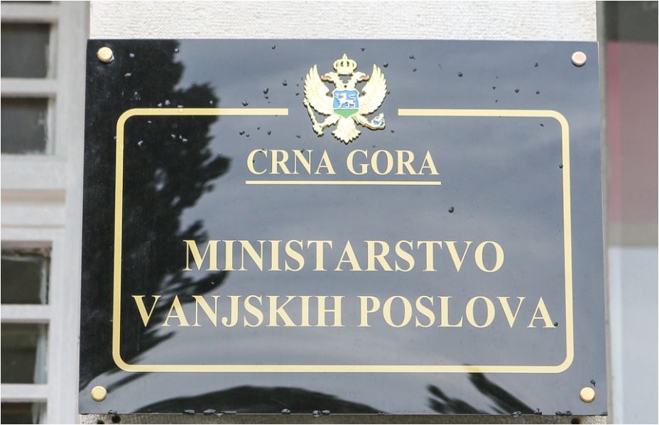 Ambasada Crne Gore: Još jedna lažna vijest, konzul nije bio ispred crkve Svetog Marka