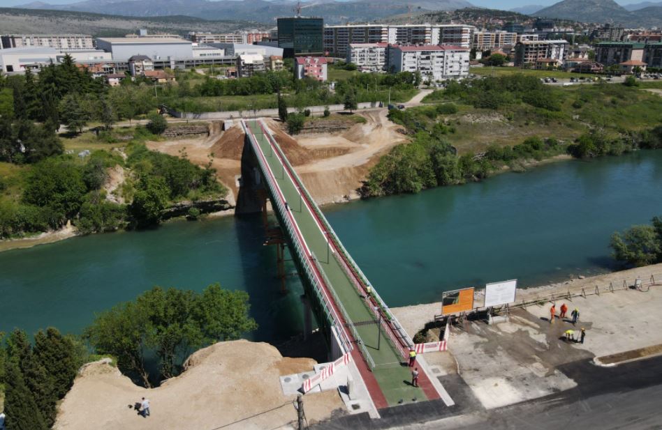 Podgorica dobila novi pješački most na Morači