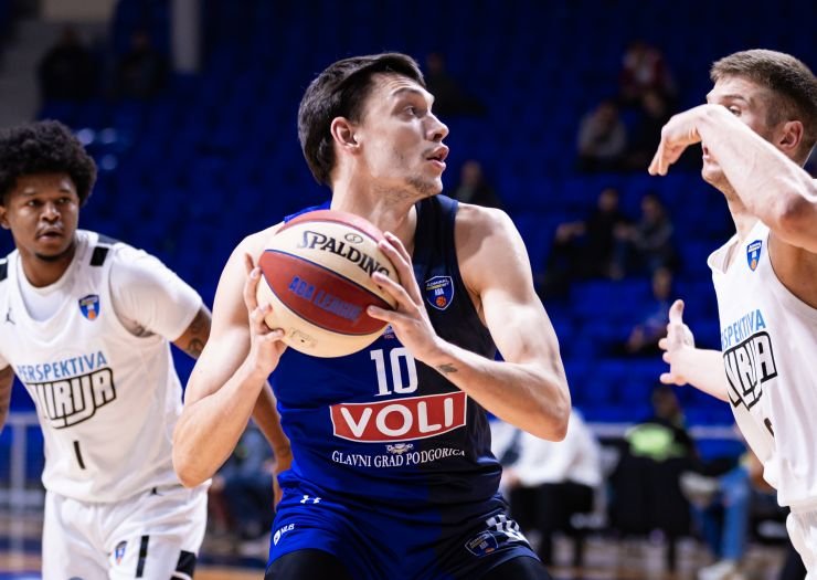 Budućnost pobjedom do vrha grupe B