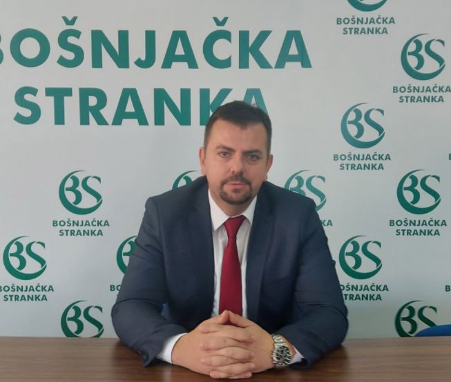 Ćorović: Šovinističke uvrede na račun Abazovića nedopustive za društvo koje želi u EU