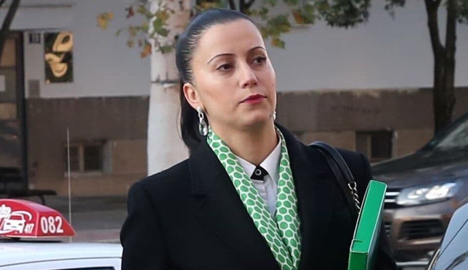 Lakićević-Đuranović prvostepeno oslobođena optužbi za plagijat; Velimirović: Vijesti je tretirale kao kriminalca