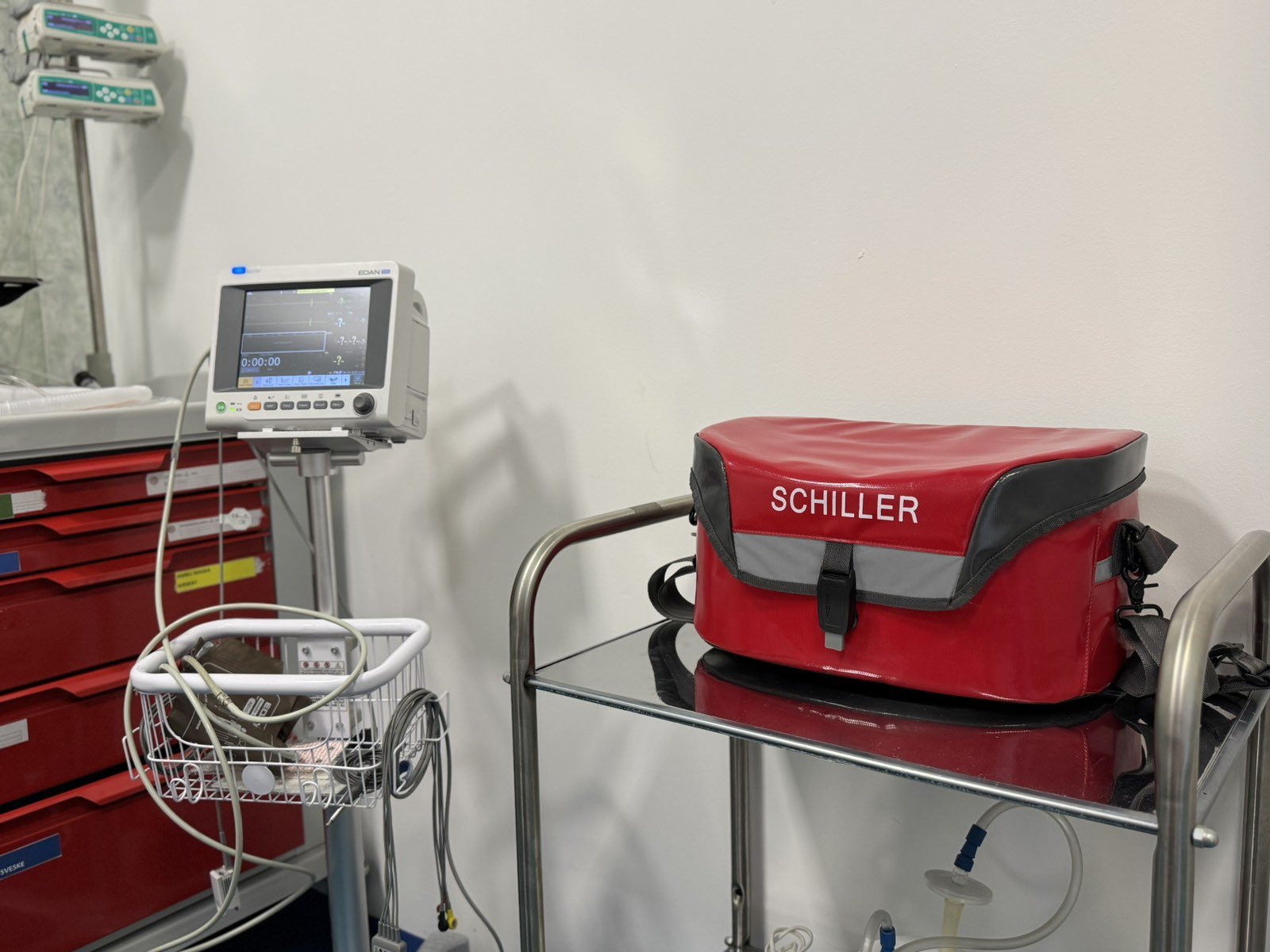 Nova savremena oprema za renimaciju u Zavodu za hitnu medicinsku pomoć Crne Gore