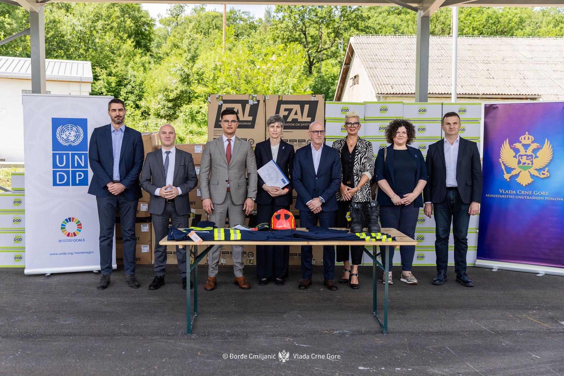 UNDP donirao MUP-u 87 kompleta opreme za gašenje požara na otvorenom