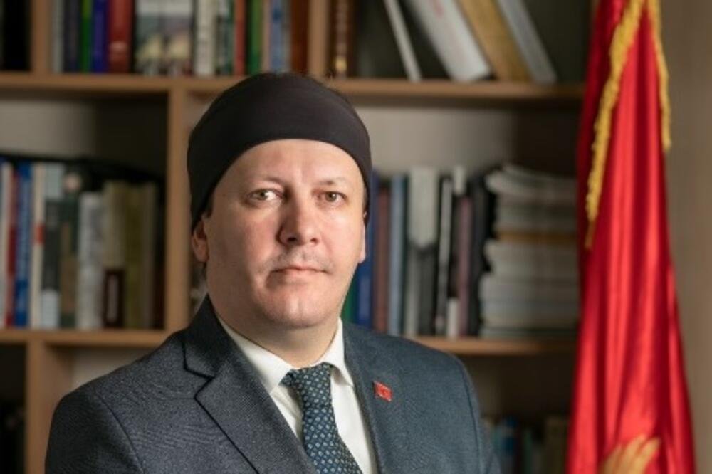 Mrvaljević: Hvala Mandiću na pozivu, ali neću doći na vještačku svečanost na kojoj će neko ko ne priznaje crnogorsku naciju dobiti najviše državno priznanje