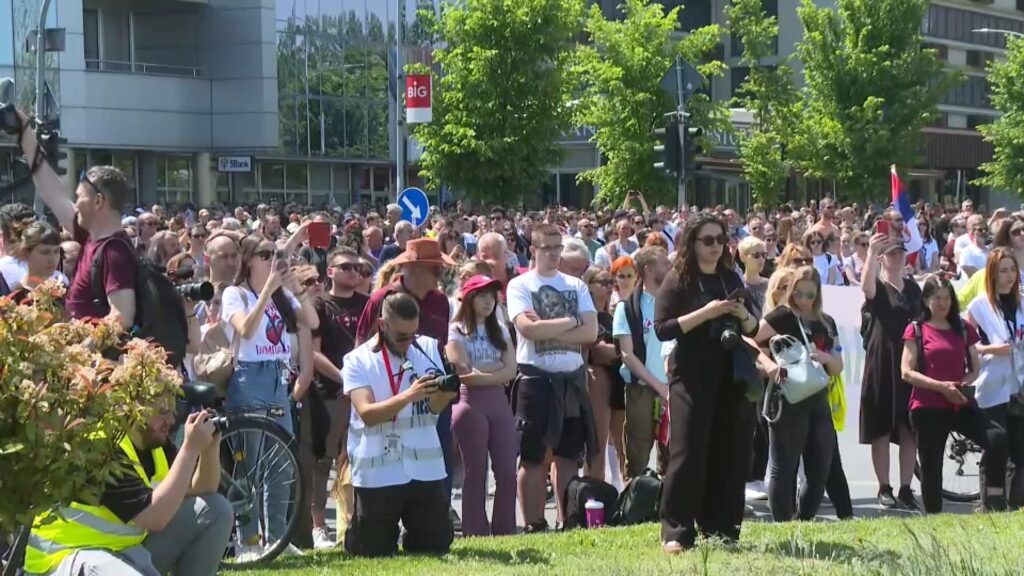 Pola godine od pada nadstrešnice, protestna šetnja u Novom Sadu