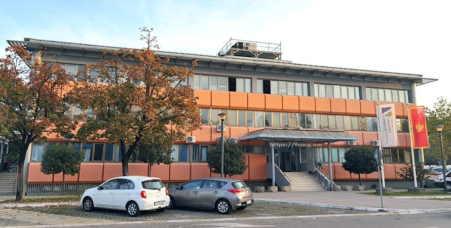 FZO omogućava građanima da aktiviraju lične karte, potrebni pin i puk iz policije