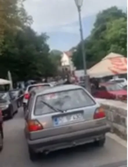 Saobraćajni haos u Virpazaru