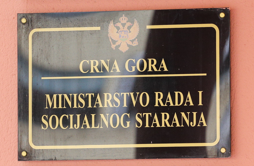 Čelnici i dio zaposlenih Ministarstva rada donirali pola plate NKT