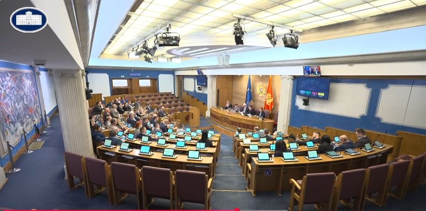 Sjednica Skupštine se nastavlja u ponedjeljak; Mugoša: Ovo je zastiđe