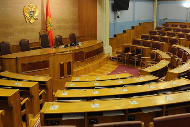 U Crnoj Gori postoje 54 političke stranke: Izbrisane dvije, registrovane tri partije