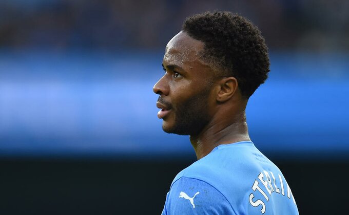 Sterling dio trampe Sitija i Barselone?