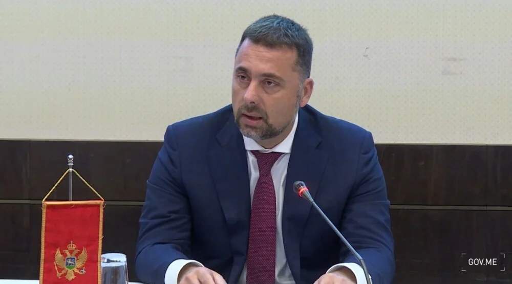 Đurović o DPS-ovim mjerama: Možda da su dodali nešto oko besmrtnosti