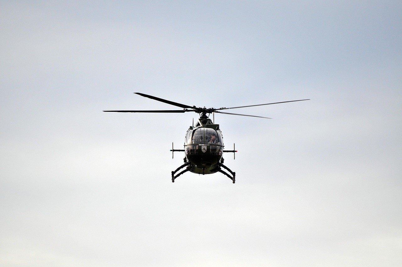 Pad ugandanskoj vojnog helikoptera na aerodromu u Mogadišu