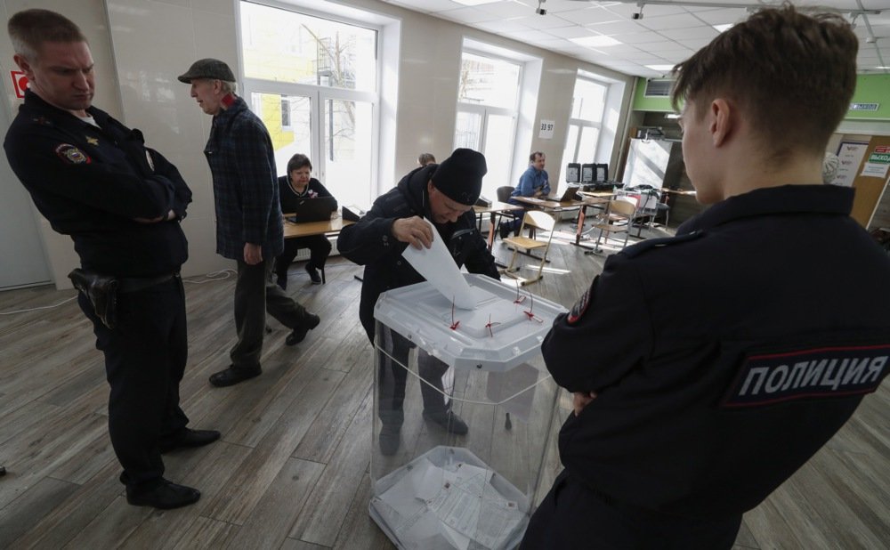 Hapšenja i vandalizam na izborima u Rusiji, opozicija pozvala na protest u nedjelju u podne