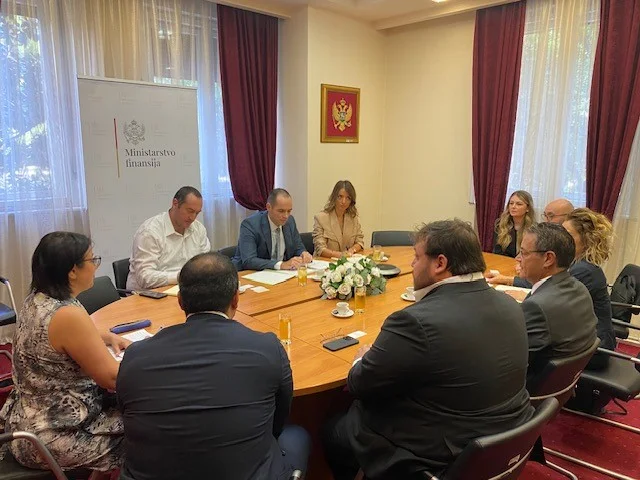 Turska kompanija Zeren Goup zainteresovana za otvaranje banke u Crnoj Gori