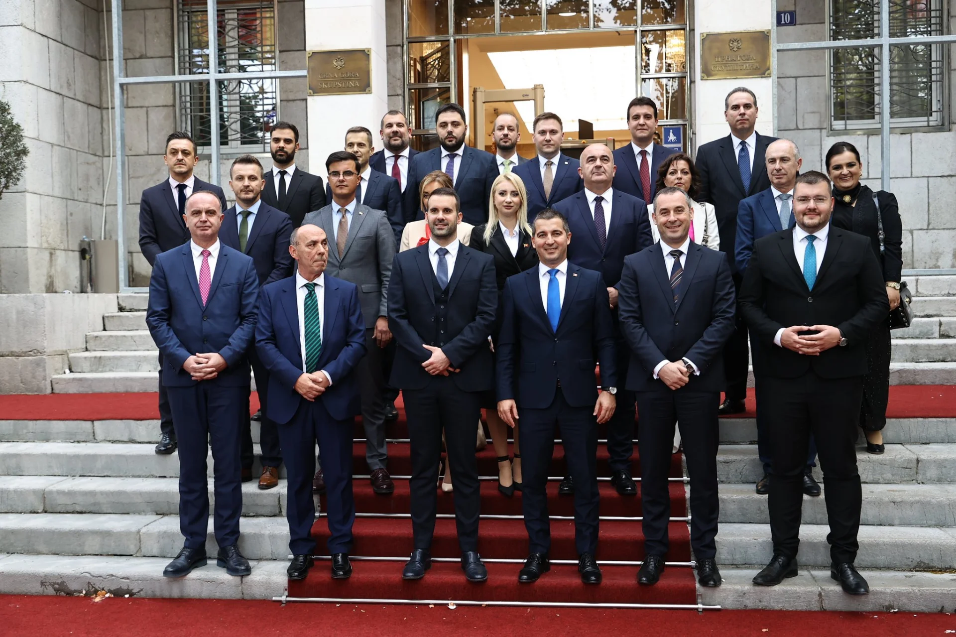 Ostavke podnijeli Joković, Krapović, Bečić, Šćekić..