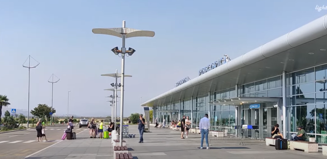 Kovačević: Ovog ljeta oko stotinu avio linija iz Podgorice i Tivta