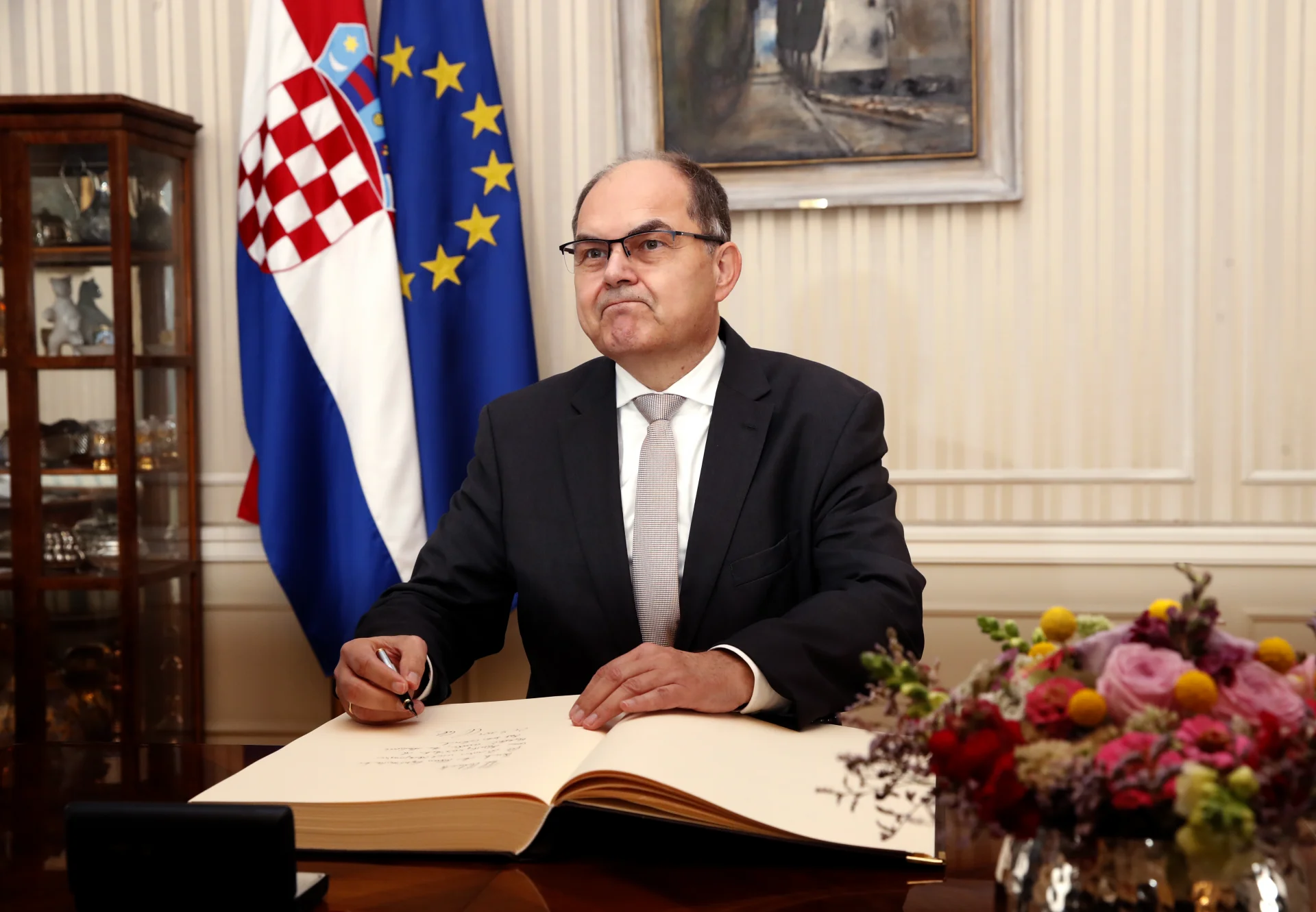 Šmit: Lideri opozicije u RS tražili su da smijenim Dodika