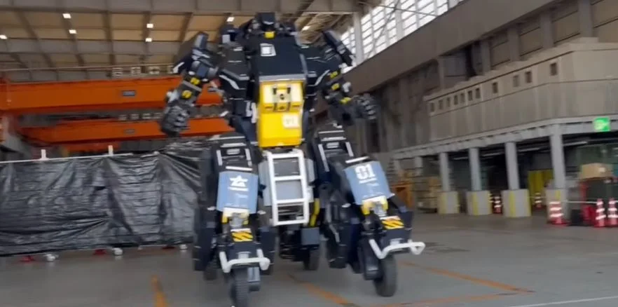 Predstavljen robot na četiri točka