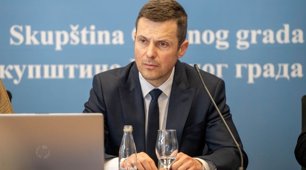 Mujović: Inspekciji izdat nalog da provjeri da li je šator u Botunu postavljen na dozvoljenom mjestu