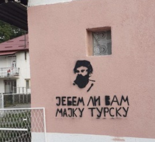 Duh Zaostra spustio se u Berane - grafiti mržnje osvanuli na zidovima!