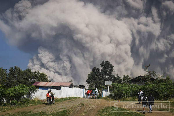 Smrtonosni indonezijski vulkan se ponovo aktivirao