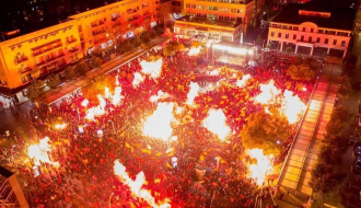 Noć za pamćenje: Još veličanstvenih momenata sa Trga nezavisnosti!