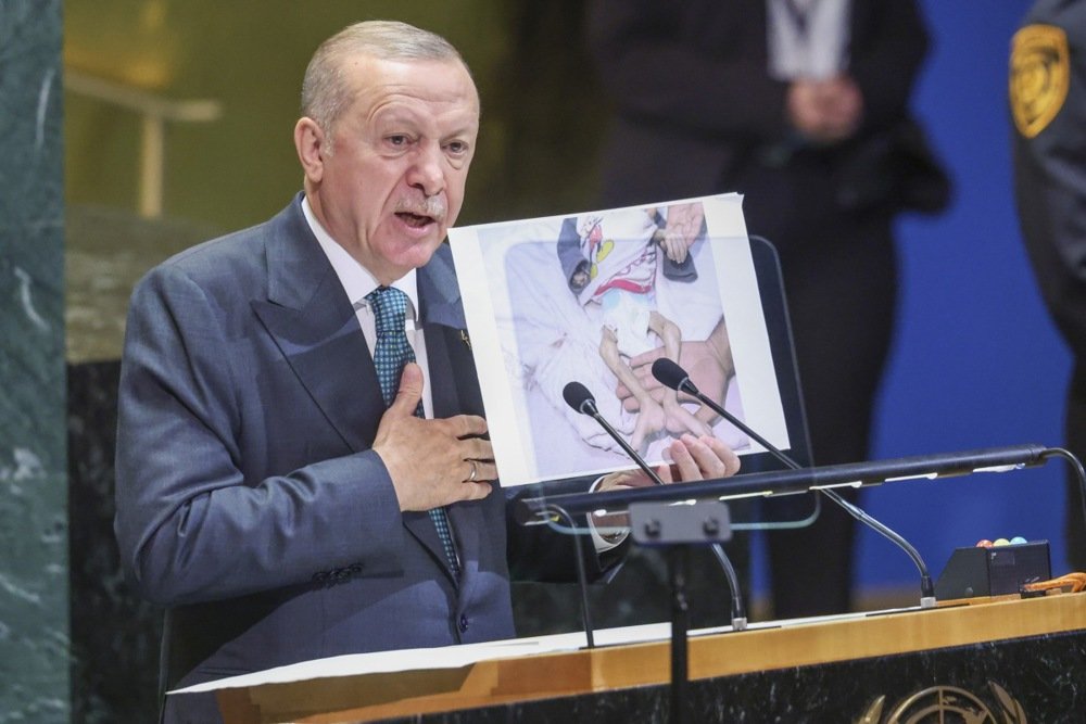 Erdogan: Može li biti mira u svijetu u kojem djeca umiru?