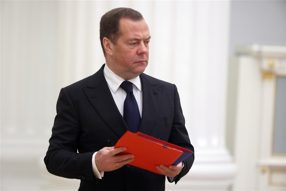Medvedev: Ako isporuči PVO Ukrajini, NATO postaje meta, nadam se da atlantski impotenti to razumiju