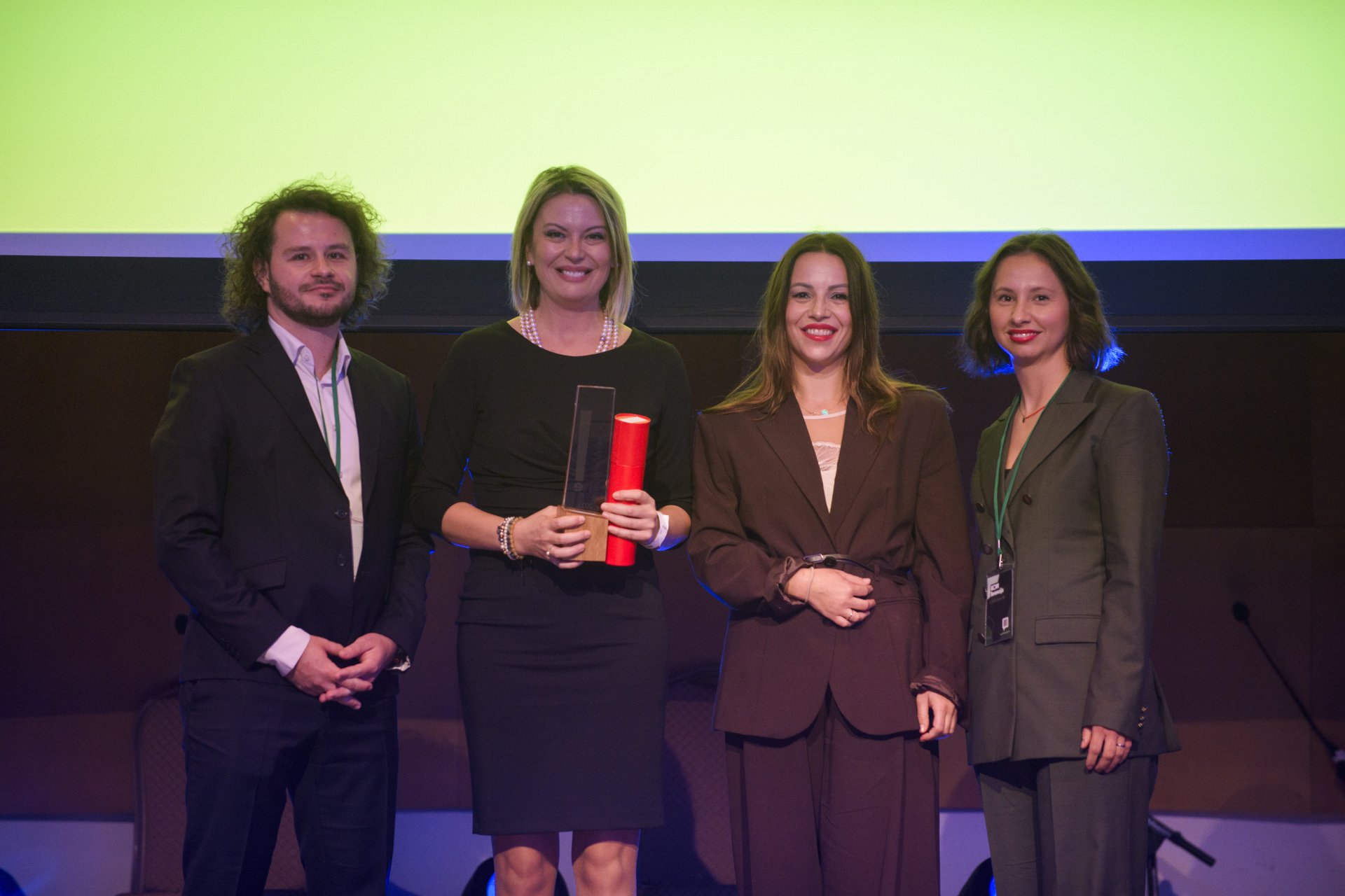 Dvostruki trijumf kompanije One: Autentičnost i strategija prepoznati na regionalnoj PR sceni