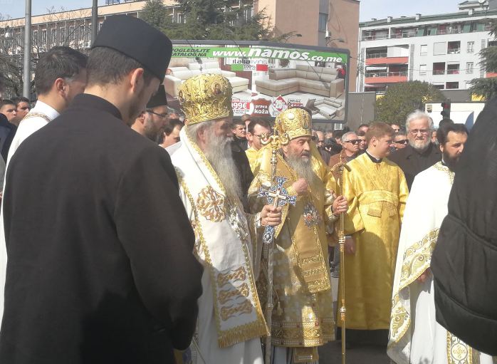 Litija u Podgorici: Amfilohije opet pozvao na povlačenje Zakona