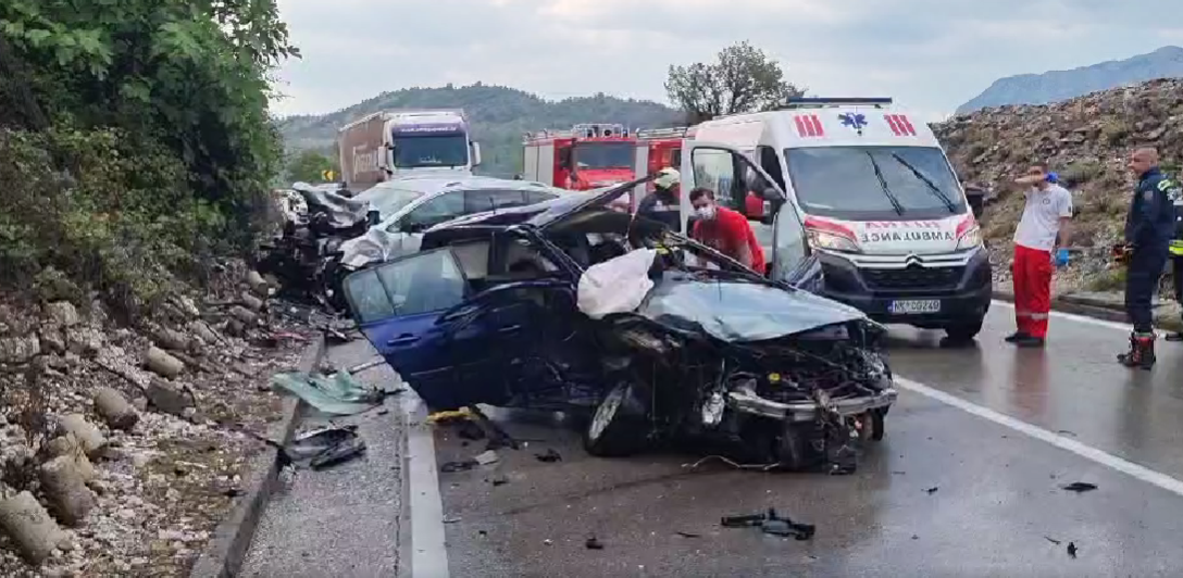 Pušten saobraćaj na putu PG-NK: Poginuo Danilovgrađanin, četiri osobe povrijeđene