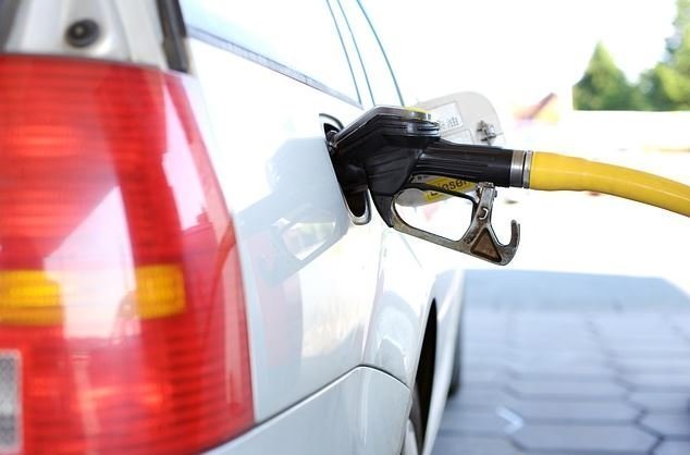 Od ponoći skuplji samo EUROSUPER 95