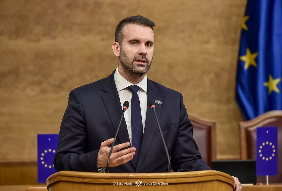 Spajić: Sjećamo se stradalih u Murinu i podsjećamo na važnost očuvanja mira