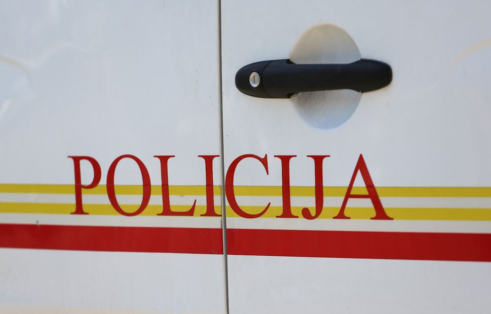 Policija rasvijetlila krađu novca iz crkve Ružica