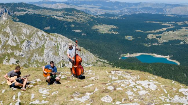 Umjetnost na crnogorskim vrhovima, publika žičarom došla na nastup