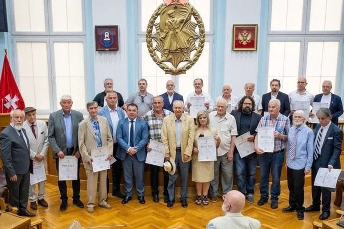 Dodijeljene povelje novoizabranim članovima DANU: Narod koji zna odakle dolazi, zna i kuda ide