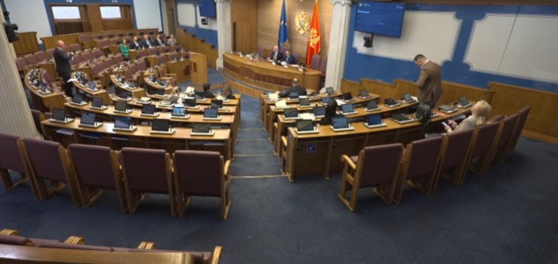 Šaranović: U Crnoj Gori 98.000 stranaca sa dozvolom, najviše iz Srbije i Rusije