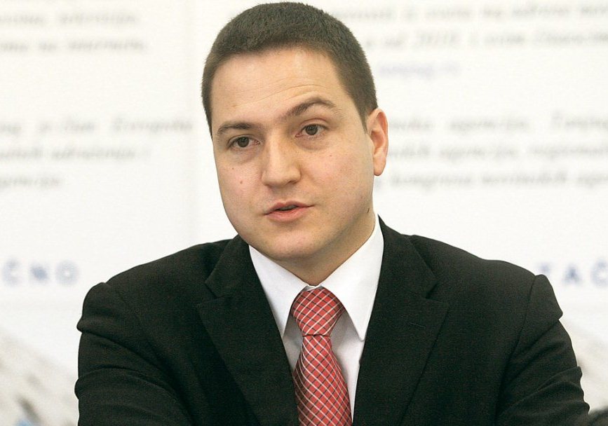 Crnogorska partija: Zašto se izbjegava uvođenje crnogorskog u službenu upotrebu?