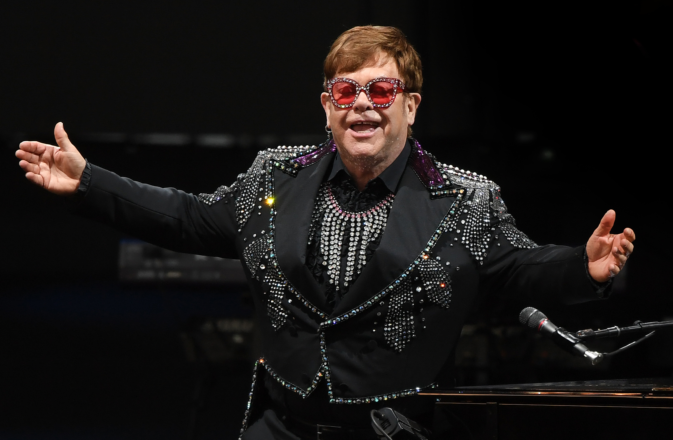 Elton Džon pozitivan na kovid, otkazao koncerte