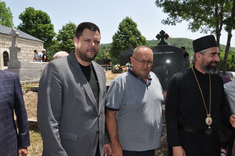 Ostojić: Zapadni ambasadori čine sve da unište Srbe, ali tu je Marko Kovačević
